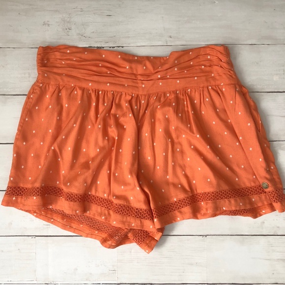 Roxy Boho Dreams High waist Front Pocket Shorts - Picture 3 of 7